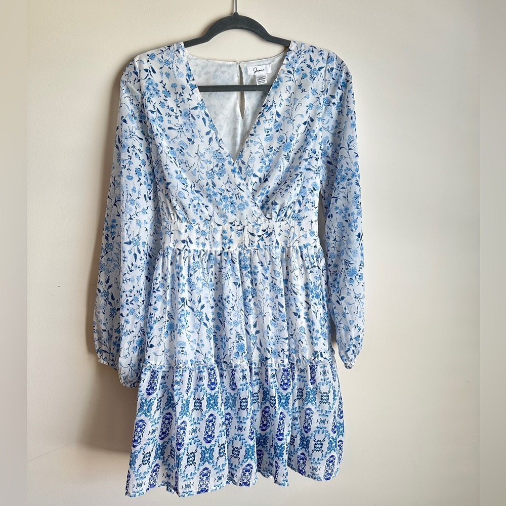 Jopna Blue and White Floral Print Dress
